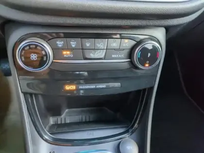 Photo 8 Ford Puma  1.0 Flexifuel 125ch S&S mHEV ST-Line Design 3