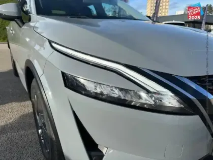 Photo 12 Nissan Qashqai  1.3 MILD HYBRID 140CH BUSINESS EDITION CAMERA