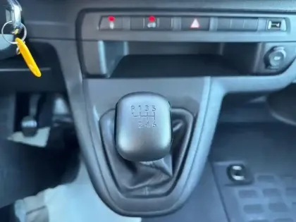 Photo 22 Citroën Jumpy  Fg M 1.5 BlueHDi 120ch S&S