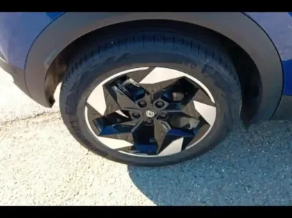 Photo 12 Renault Captur  1.6 E-Tech full hybrid 145ch Techno