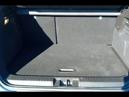 Photo 11 Renault Captur  1.6 E-Tech full hybrid 145ch Techno