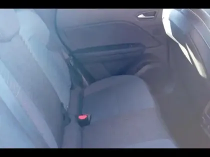 Photo 13 Renault Captur  1.6 E-Tech full hybrid 145ch Techno