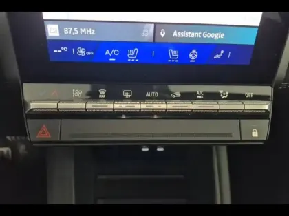 Photo 12 Renault Symbioz  1.6 E-Tech full hybrid 145ch Iconic