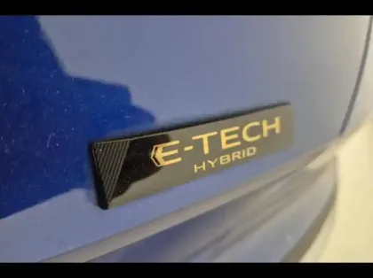 Photo 8 Renault Symbioz  1.6 E-Tech full hybrid 145ch Iconic