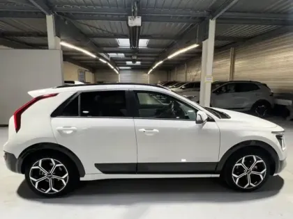 Photo 3 Kia Niro  1.6 GDi 141ch HEV Premium DCT6