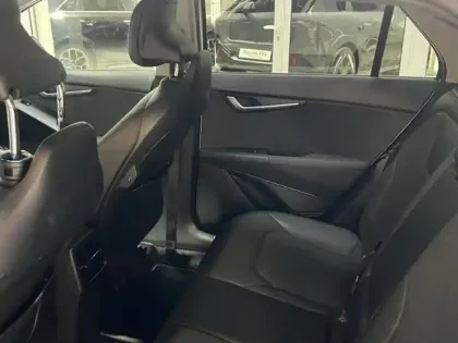 Photo 10 Kia Niro  1.6 GDi 141ch HEV Premium DCT6