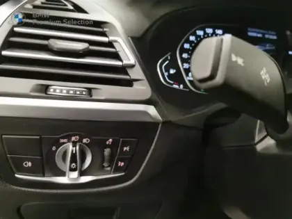 Photo 11 BMW X3  xDrive30e 292ch xLine