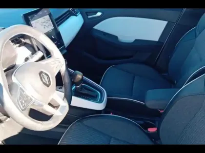 Photo 9 Renault Clio  1.6 E-Tech 145ch full hybrid Techno