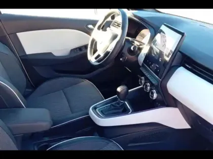 Photo 14 Renault Clio  1.6 E-Tech 145ch full hybrid Techno