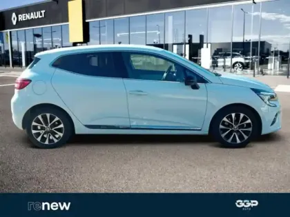 Photo 6 Renault Clio  1.6 E-Tech 145ch full hybrid Techno