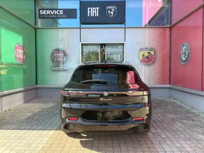 Photo 4 Alfa Romeo Tonale  1.5 Ibrida 160ch Intensa TCT