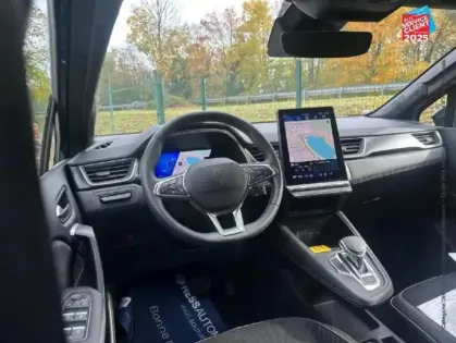 Photo 14 Renault Symbioz  1.6 E-Tech full hybrid 145ch Iconic