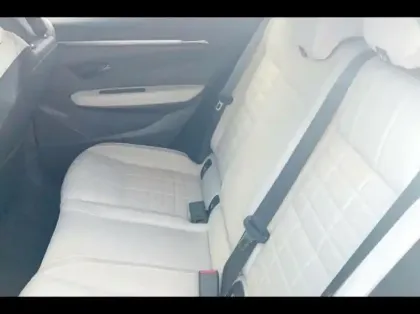 Photo 10 Renault Megane  E-Tech Electric EV60 220ch Equilibre super charge -B