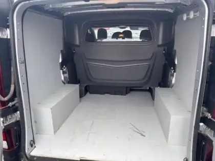 Photo 12 Renault Trafic  Fg L1H1 1200 1.6 dCi 120ch Cabine Approfondie Confort Euro6