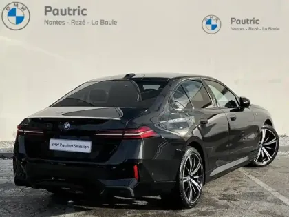 Photo 16 BMW Serie 5 Série 5 530e 299ch M Sport xDrive
