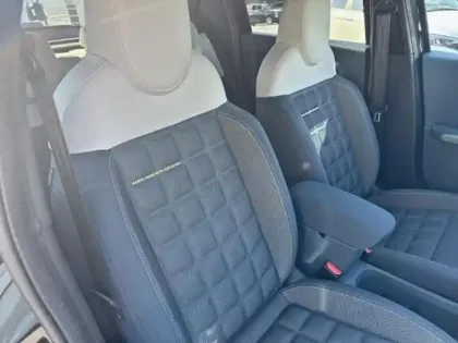 Photo 8 Fiat Grande Panda  1.2 Hybrid Turbo 110ch La Prima eDCT6