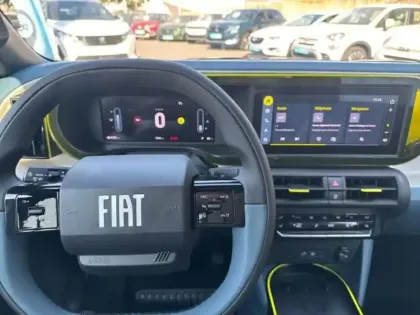 Photo 9 Fiat Grande Panda  1.2 Hybrid Turbo 110ch La Prima eDCT6