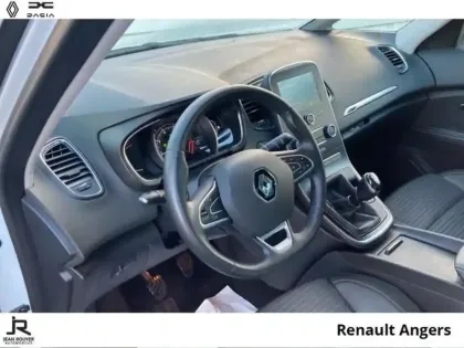 Photo 29 Renault Grand Scenic  TCe 140ch FAP Business 7 places