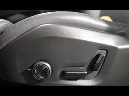 Photo 9 Volvo Xc60  B4 AdBlue 197ch Plus Style Chrome Geartronic