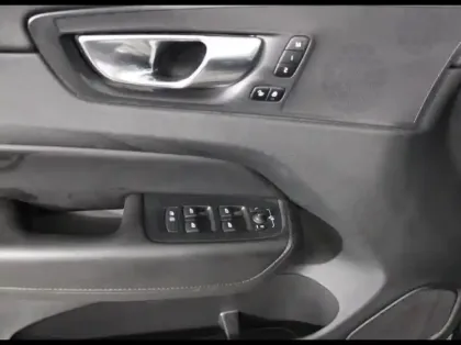 Photo 8 Volvo Xc60  B4 AdBlue 197ch Plus Style Chrome Geartronic