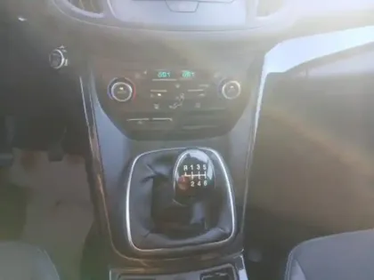 Photo 8 Ford Kuga  1.5 EcoBoost 150ch Stop&Start Titanium 4x2