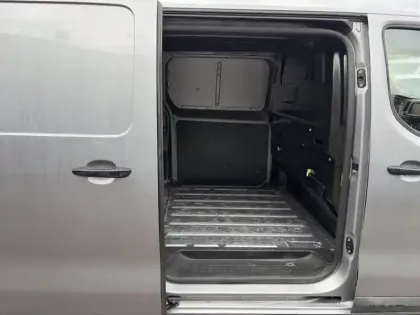 Photo 10 Citroën Jumpy  Fg M 1.5 BlueHDi 120ch S&S