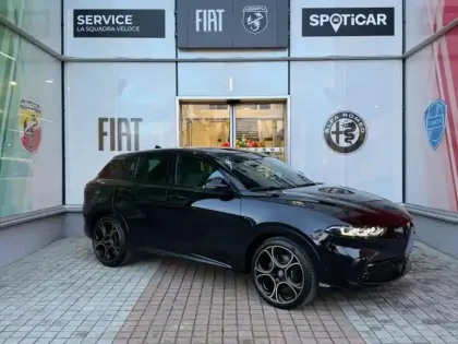 Photo 17 Alfa Romeo Tonale  1.5 Ibrida 160ch Intensa TCT