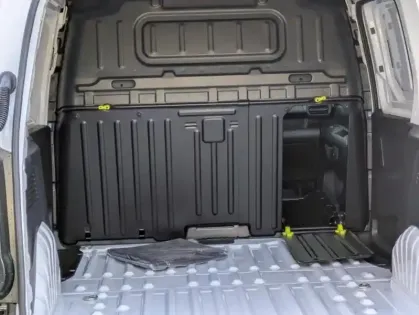 Photo 8 Fiat Doblo  Fg M Diesel 100ch Pack Premium Connect