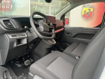 Photo 13 Fiat Scudo  Fg M 2.0 BlueHDi 145ch S&S Pack Premium Connect EAT8