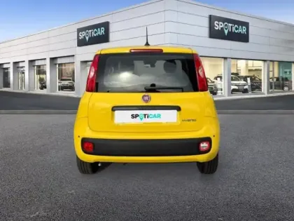 Photo 3 Fiat Panda  Pandina 1.0 65ch BSG S&S Icône