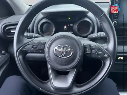 Photo 11 Toyota Yaris  116h Design 5p MY22