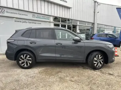 Photo 5 Volkswagen Tiguan  1.5 eHybrid 204ch VW Edition DSG6