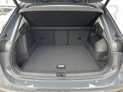 Photo 8 Volkswagen Tiguan  1.5 eHybrid 204ch VW Edition DSG6