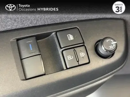 Photo 12 Toyota Yaris  116h Dynamic 5p MY22