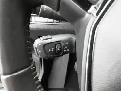 Photo 18 Peugeot 3008  PureTech 130ch S&S BVM6