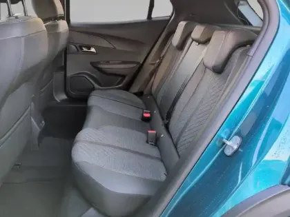 Photo 32 Peugeot 2008  Hybrid 145 e-DCS6