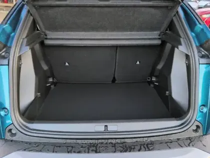 Photo 5 Peugeot 2008  Hybrid 145 e-DCS6