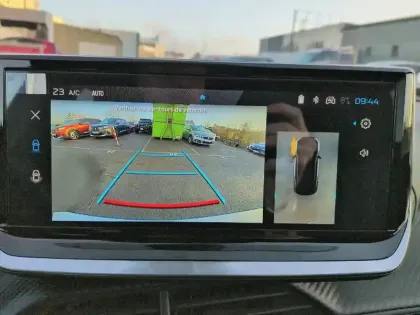 Photo 35 Peugeot 2008  Hybrid 145 e-DCS6