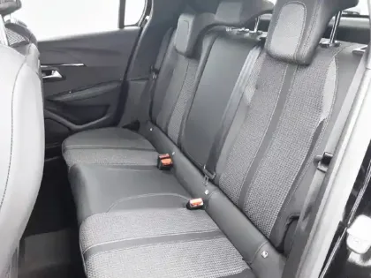 Photo 31 Peugeot 208  PureTech 100 S&S BVM6