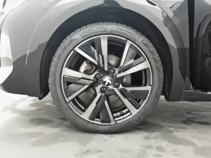 Photo 32 Peugeot 208  PureTech 100 S&S BVM6