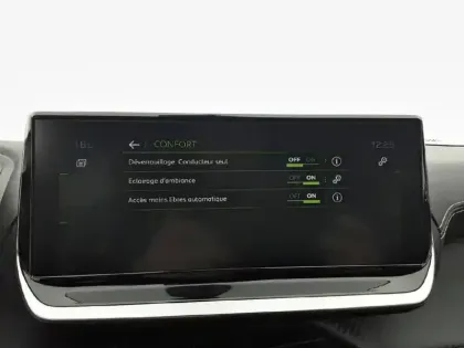 Photo 48 Peugeot 208  PureTech 100 S&S BVM6