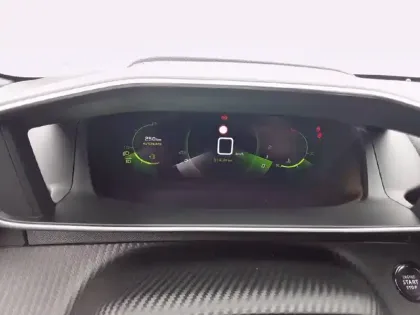 Photo 29 Peugeot 208  PureTech 100 S&S BVM6