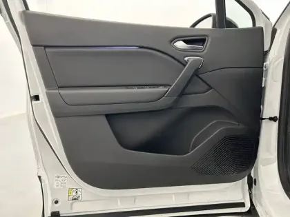 Photo 19 Renault Captur  E-Tech Plug-in 160