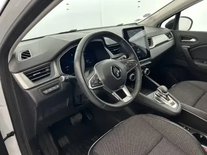 Photo 18 Renault Captur  E-Tech Plug-in 160