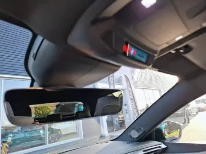 Photo 17 Peugeot 308  Hybrid 145 e-DCS6