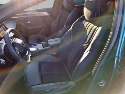 Photo 34 Peugeot 308  Hybrid 145 e-DCS6