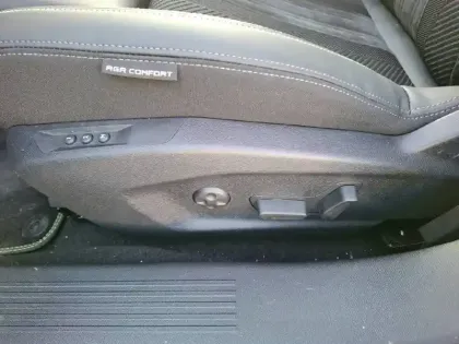 Photo 43 Peugeot 308  Hybrid 145 e-DCS6