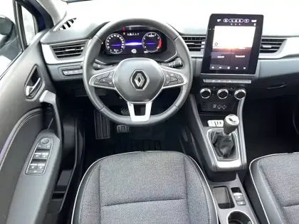 Photo 45 Renault Captur  mild hybrid 140