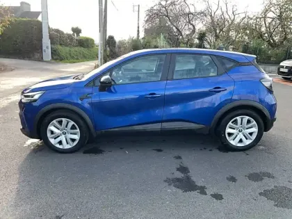 Photo 1 Renault Captur  mild hybrid 140