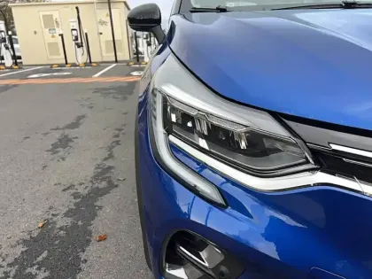 Photo 41 Renault Captur  mild hybrid 140